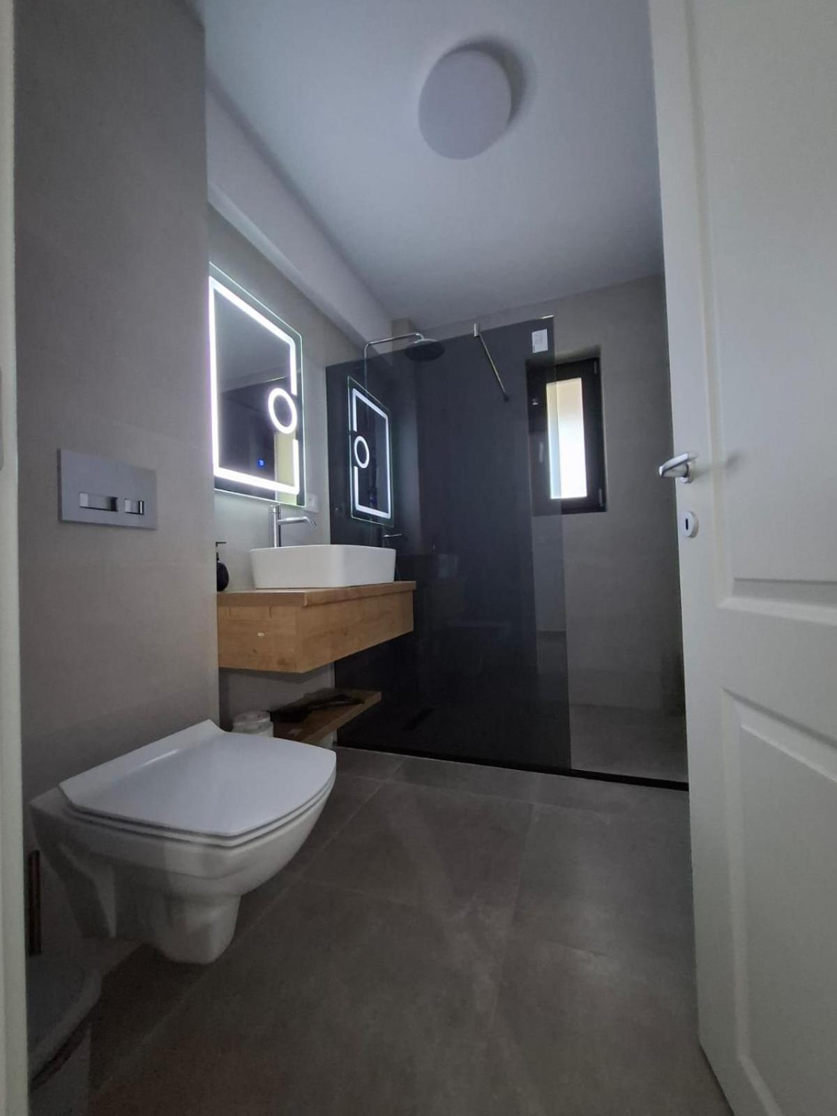 Confort Aparthotel Iasi Eksteriør bilde